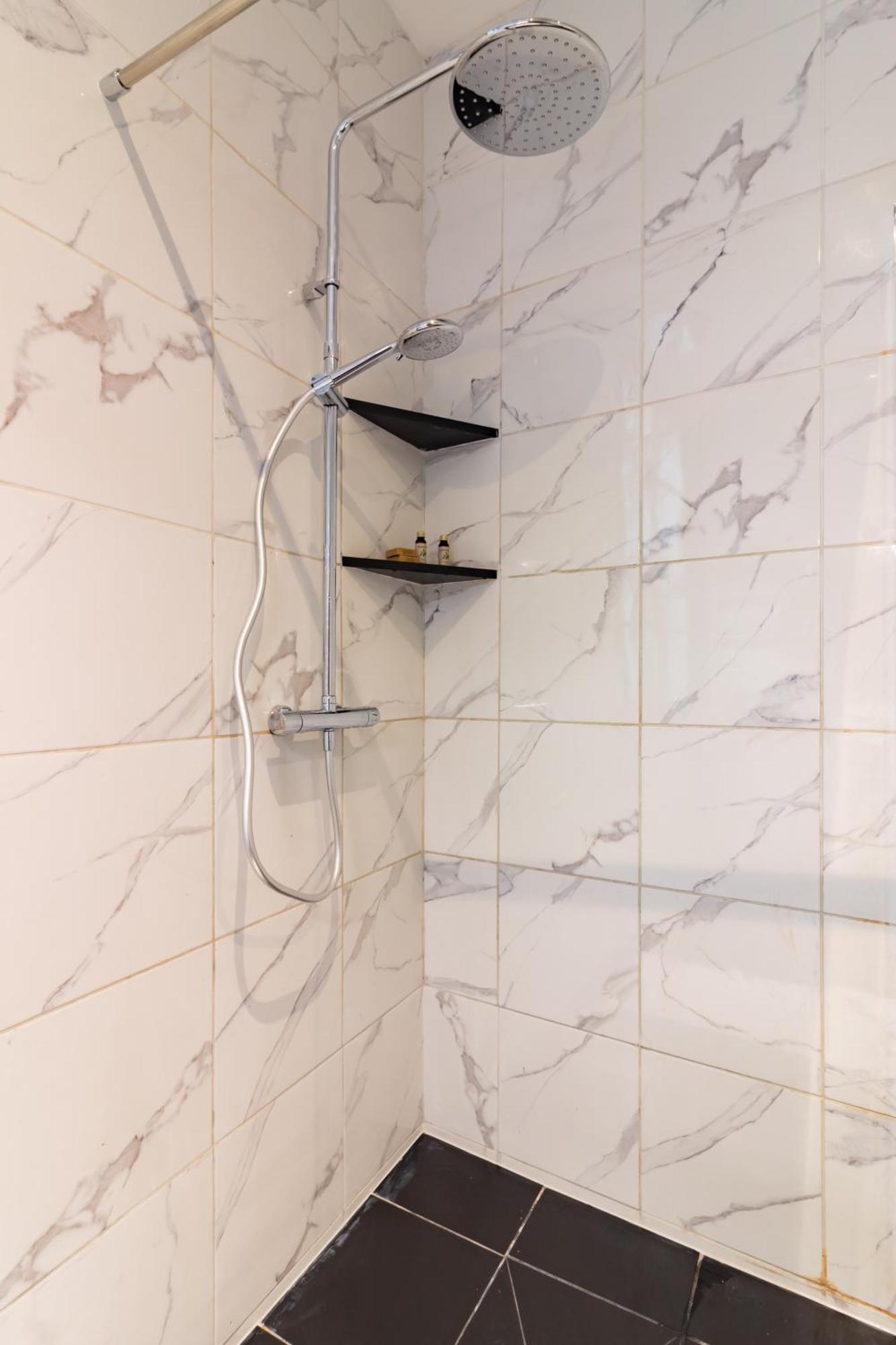 פרפיניין Appartement Moderne Et Elegant Michel Torrent מראה חיצוני תמונה